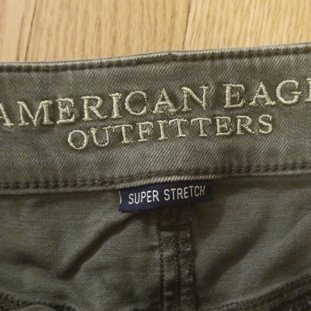AE shorts - Picture 2 of 3